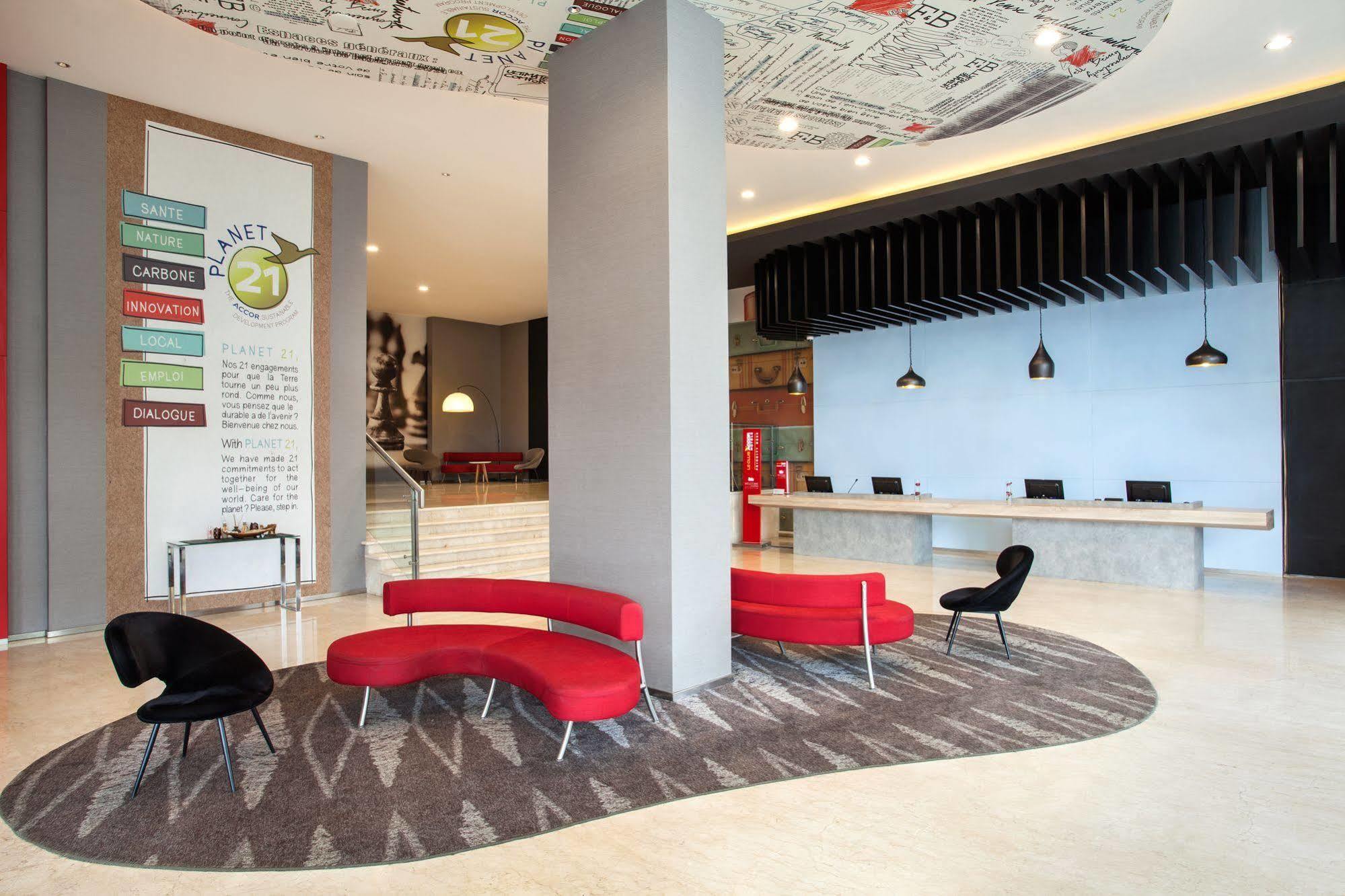 Ibis Jakarta Harmoni Eksteriør billede